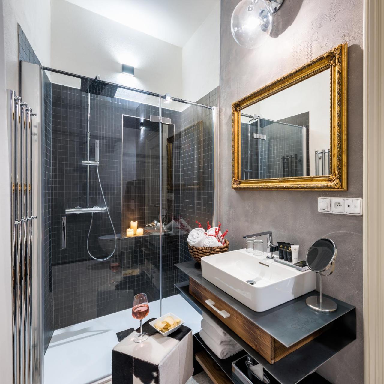 Aparthotel Mooo By The Castle Prague