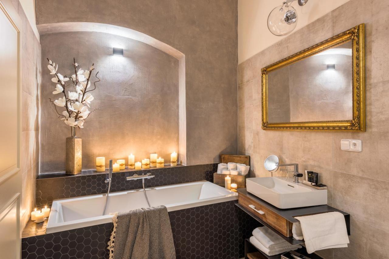 Lejlighedshotel Mooo By The Castle Prag