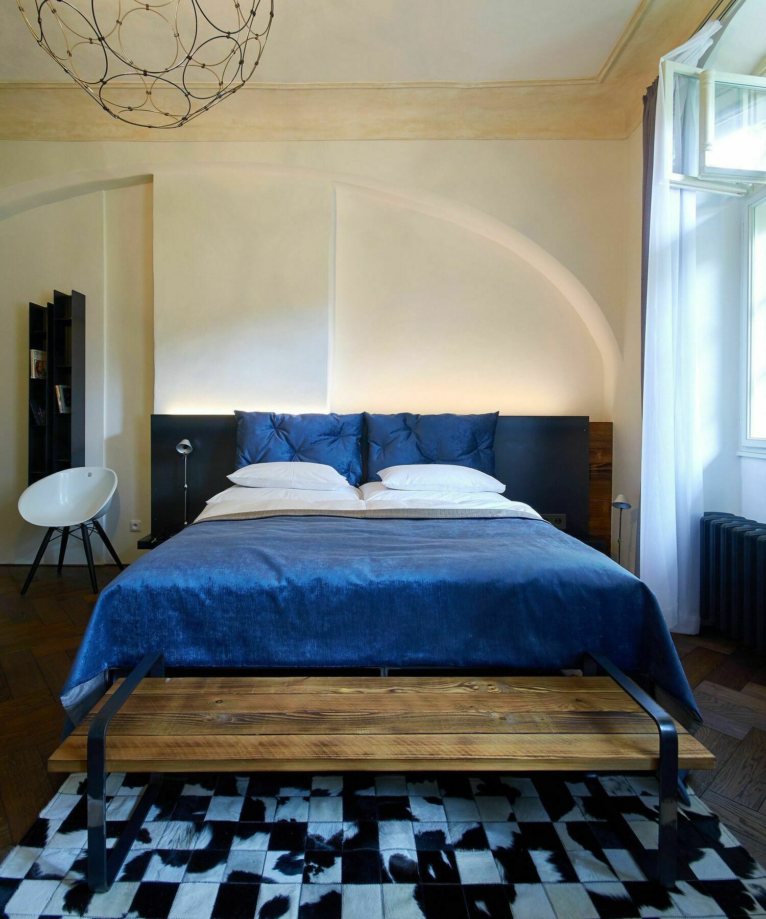 Mooo By The Castle Aparthotel 4*